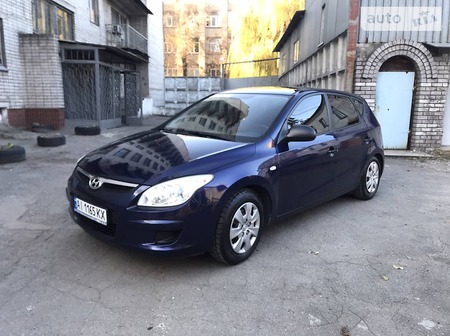 Hyundai i30 2007  випуску Дніпро з двигуном 1.4 л  хэтчбек механіка за 6200 долл. 