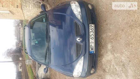 Renault Megane 2002  випуску Тернопіль з двигуном 1.6 л бензин універсал механіка за 650 долл. 