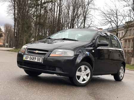 Chevrolet Aveo 2008  випуску Дніпро з двигуном 1.5 л бензин хэтчбек механіка за 4600 долл. 