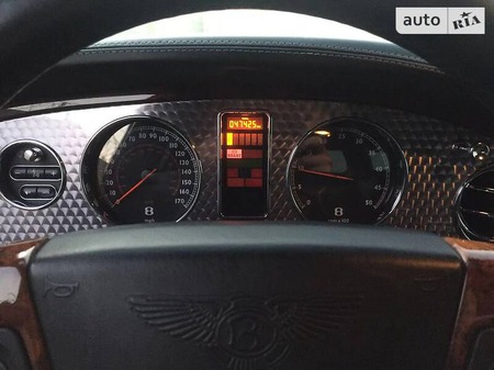 Bentley Arnage 2005  випуску Київ з двигуном 6.8 л бензин седан автомат за 37500 долл. 
