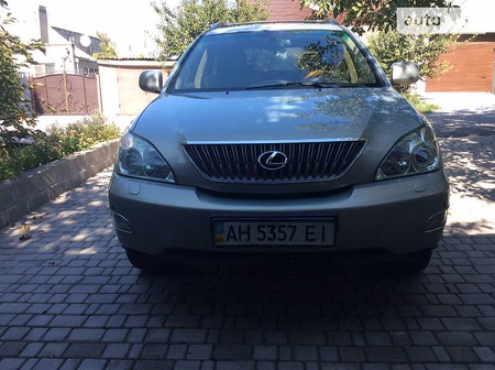 Lexus RX 330 2003  випуску Донецьк з двигуном 3.3 л  позашляховик автомат за 13700 долл. 