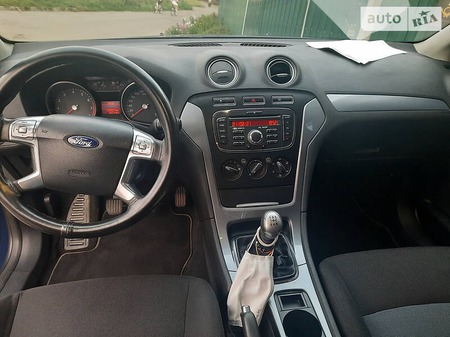 Ford Mondeo 2012  випуску Суми з двигуном 1.6 л  седан механіка за 8500 долл. 