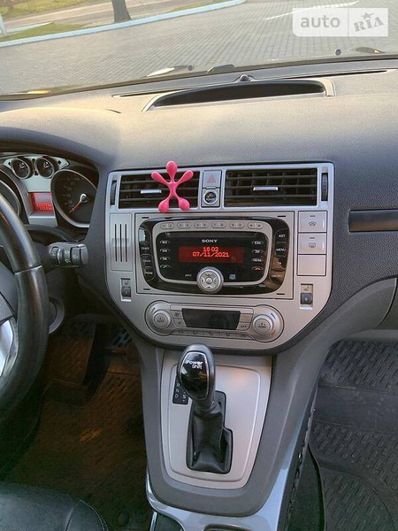 Ford Kuga 2012  випуску Львів з двигуном 2 л дизель позашляховик автомат за 13600 долл. 