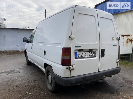 Fiat Scudo 2001  випуску Черкаси з двигуном 0 л дизель мінівен механіка за 1999 долл. 