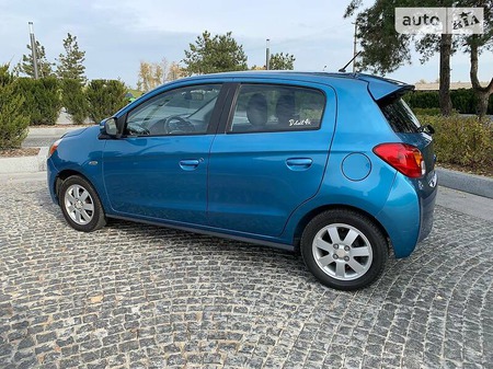 Mitsubishi Mirage 2015  випуску Дніпро з двигуном 1.2 л бензин хэтчбек автомат за 7800 долл. 