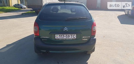 Citroen Xsara Picasso 2000  випуску Львів з двигуном 1.8 л бензин хэтчбек механіка за 3600 долл. 