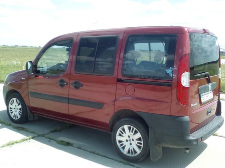 Fiat Doblo 2007  випуску Кропивницький з двигуном 1.3 л дизель мінівен механіка за 5300 долл. 