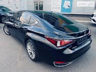 Lexus ES 250 25.11.2021