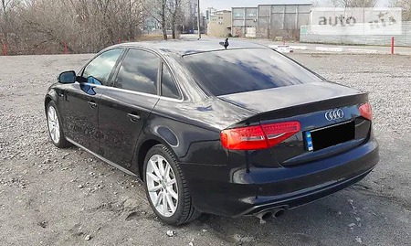 Audi A4 Limousine 2014  випуску Львів з двигуном 2 л бензин седан автомат за 13700 долл. 