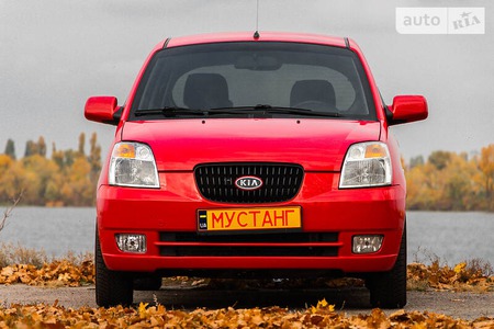 KIA Picanto 2006  випуску Дніпро з двигуном 1.1 л бензин хэтчбек автомат за 5499 долл. 