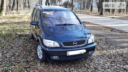 Opel Zafira Tourer 2002  випуску Чернівці з двигуном 1.8 л бензин мінівен механіка за 6600 долл. 