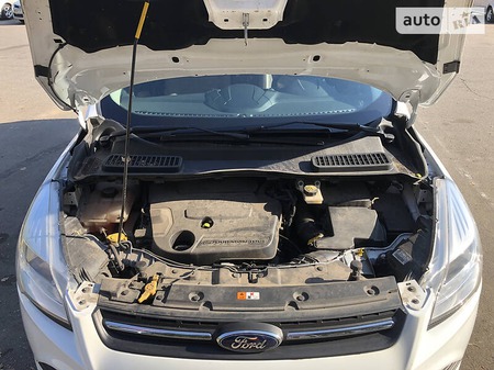 Ford Kuga 2013  випуску Миколаїв з двигуном 2 л дизель позашляховик автомат за 13500 долл. 