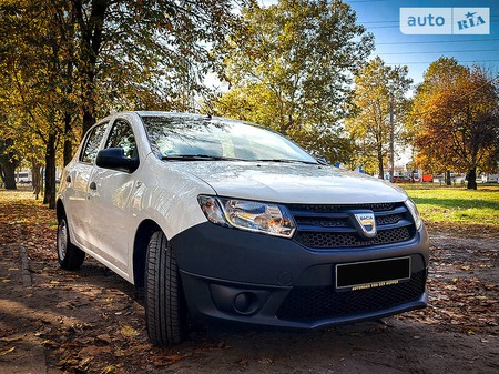 Dacia Sandero 2013  випуску Миколаїв з двигуном 1.2 л бензин хэтчбек механіка за 5199 долл. 