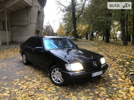 Mercedes-Benz S 420 1998  випуску Тернопіль з двигуном 4.2 л  седан автомат за 4599 долл. 