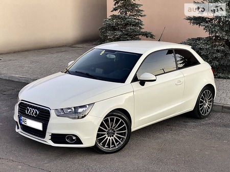 Audi A1 2012  випуску Дніпро з двигуном 1.4 л бензин купе автомат за 8500 долл. 