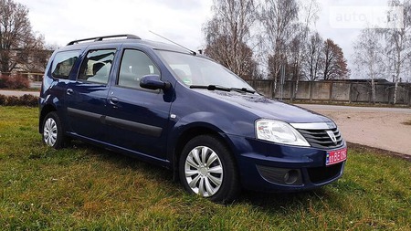 Dacia Logan MCV 2009  випуску Суми з двигуном 1.6 л бензин універсал механіка за 5750 долл. 