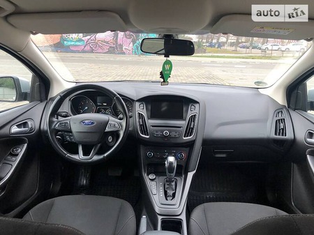 Ford Focus 2015  випуску Луцьк з двигуном 1.5 л дизель універсал автомат за 9899 долл. 