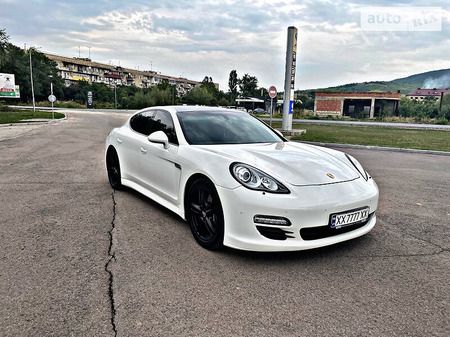 Porsche Panamera 2012  випуску Ужгород з двигуном 3 л дизель седан автомат за 37000 долл. 