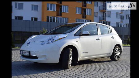 Nissan Leaf 2015  випуску Вінниця з двигуном 0 л електро ліфтбек автомат за 9150 долл. 