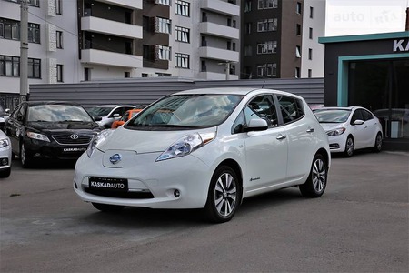 Nissan Leaf 2014  випуску Харків з двигуном 0 л електро хэтчбек автомат за 10500 долл. 