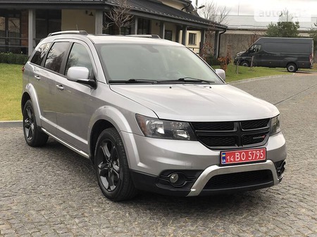 Dodge Journey 2018  випуску Львів з двигуном 3.6 л бензин позашляховик автомат за 16399 долл. 