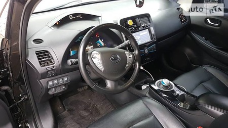 Nissan Leaf 2014  випуску Ужгород з двигуном 0 л електро хэтчбек  за 9700 долл. 