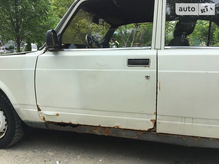 Lada 2105 1982  випуску Тернопіль з двигуном 1.3 л бензин седан механіка за 650 долл. 