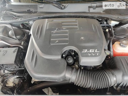 Dodge Challenger 2014  випуску Черкаси з двигуном 3.6 л бензин купе автомат за 17000 долл. 