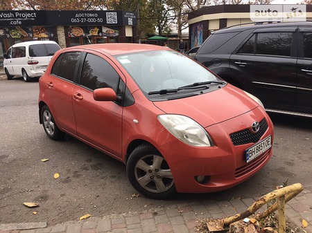 Toyota Yaris 2007  випуску Одеса з двигуном 1.3 л бензин хэтчбек автомат за 6600 долл. 