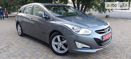 Hyundai i40 2012  випуску Одеса з двигуном 1.7 л дизель універсал механіка за 11777 долл. 