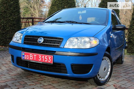 Fiat Punto 2005  випуску Львів з двигуном 1.2 л бензин хэтчбек автомат за 3990 долл. 