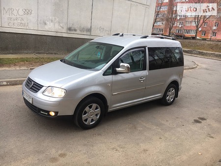 Volkswagen Caddy 2008  випуску Хмельницький з двигуном 1.9 л дизель мінівен автомат за 7900 долл. 