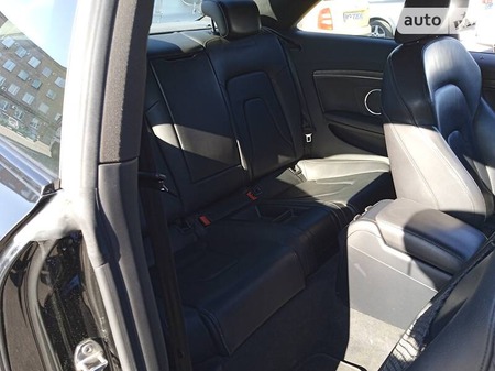 Audi A5 2015  випуску Черкаси з двигуном 2 л бензин купе автомат за 17000 долл. 