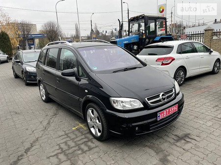 Opel Zafira Tourer 2005  випуску Дніпро з двигуном 1.8 л бензин мінівен механіка за 6200 долл. 