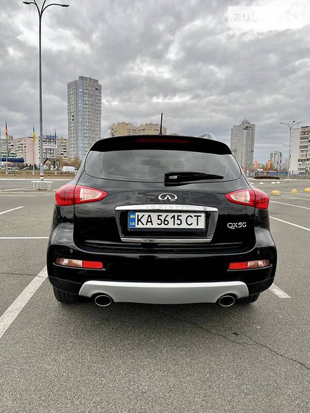 Infiniti QX50 2016  випуску Київ з двигуном 3.7 л  позашляховик  за 22500 долл. 