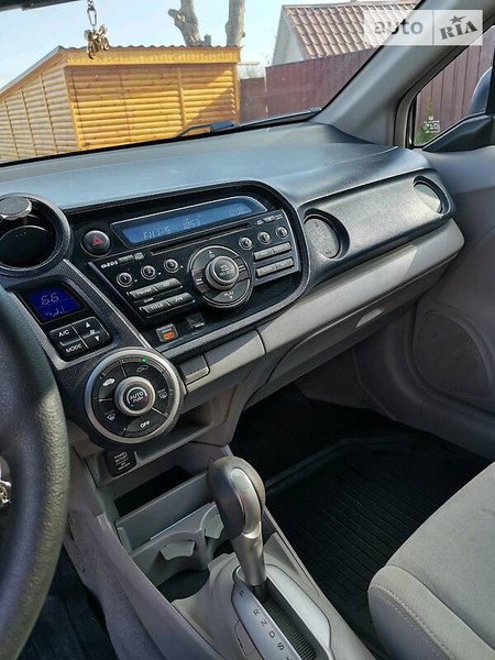Honda Insight 2010  випуску Кропивницький з двигуном 1.3 л гібрид хэтчбек автомат за 7800 долл. 