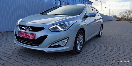 Hyundai i40 2012  випуску Львів з двигуном 1.7 л дизель універсал механіка за 10500 долл. 