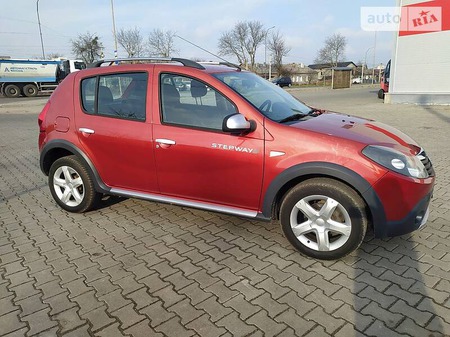 Dacia Sandero Stepway 2010  випуску Луцьк з двигуном 1.5 л дизель позашляховик механіка за 5999 долл. 