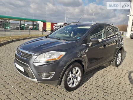 Ford Kuga 2009  випуску Івано-Франківськ з двигуном 0 л дизель позашляховик механіка за 10999 долл. 