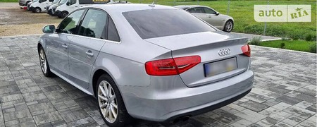 Audi A4 Limousine 2015  випуску Львів з двигуном 2 л  седан  за 12500 долл. 