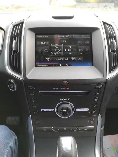 Ford Edge 2015  випуску Тернопіль з двигуном 2 л бензин позашляховик автомат за 19999 долл. 