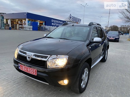 Dacia Duster 2010  випуску Луцьк з двигуном 1.5 л дизель позашляховик механіка за 8200 долл. 