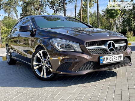 Mercedes-Benz CLA 200 2015  випуску Київ з двигуном 2.1 л дизель універсал  за 19700 долл. 