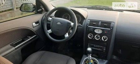 Ford Mondeo 2002  випуску Луганськ з двигуном 2 л дизель універсал механіка за 900 долл. 
