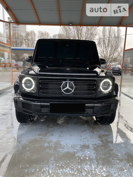 Mercedes-Benz G 400 2021  випуску Дніпро з двигуном 2.9 л дизель позашляховик  за 196999 долл. 