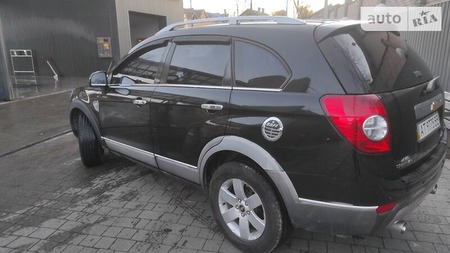 Chevrolet Captiva 2007  випуску Івано-Франківськ з двигуном 2.4 л  позашляховик механіка за 6999 долл. 