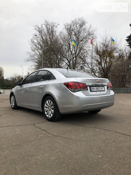 Chevrolet Cruze 2011  випуску Одеса з двигуном 1.8 л бензин седан автомат за 7800 долл. 