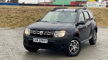 Dacia Duster 2014  випуску Львів з двигуном 1.5 л дизель позашляховик механіка за 10500 долл. 