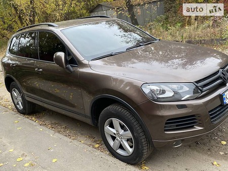 Volkswagen Touareg 2010  випуску Київ з двигуном 3.6 л бензин позашляховик автомат за 17800 долл. 