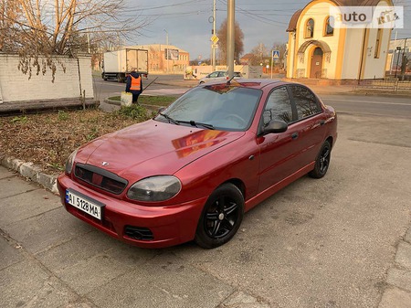 Daewoo Lanos 2003  випуску Київ з двигуном 1.5 л бензин седан механіка за 3099 долл. 